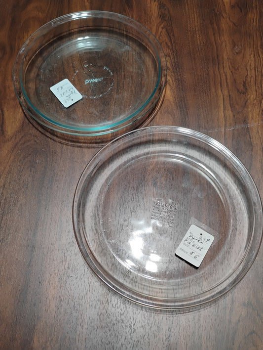 (2) 9" Pyrex Pie Dishes (selling together unless you just want one)